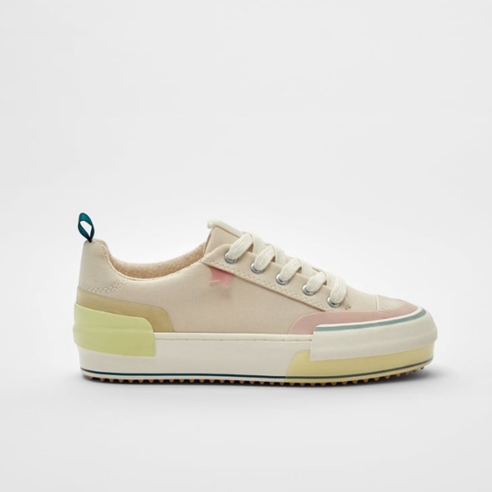NWT Zara Girls Patches Lace Up Cotton Sneaker - Picture 3 of 10